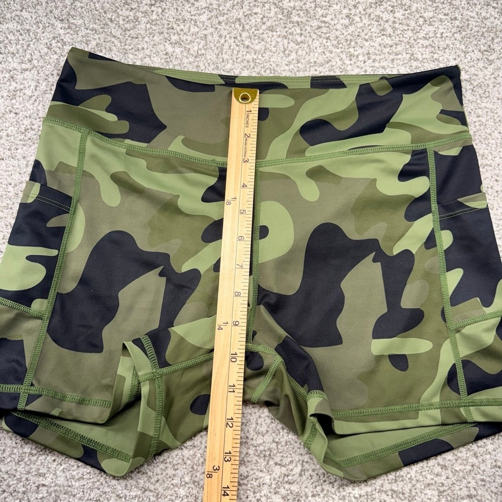 Womens ZYIA Active Green Black Camouflage Light n Tight Pocket Hustle Shorts XXL - Picture 7 of 7